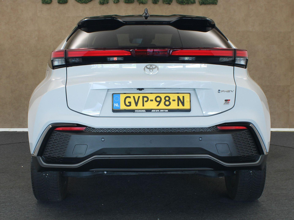 56359981-10.jpg